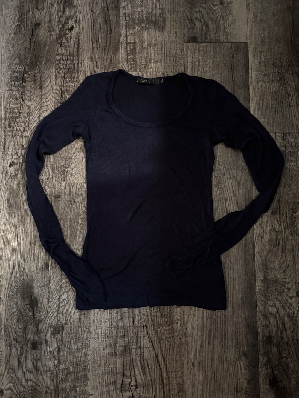 Twenty Long-Sleeve Scoop Neck Top - Navy Blue - Size XSmall